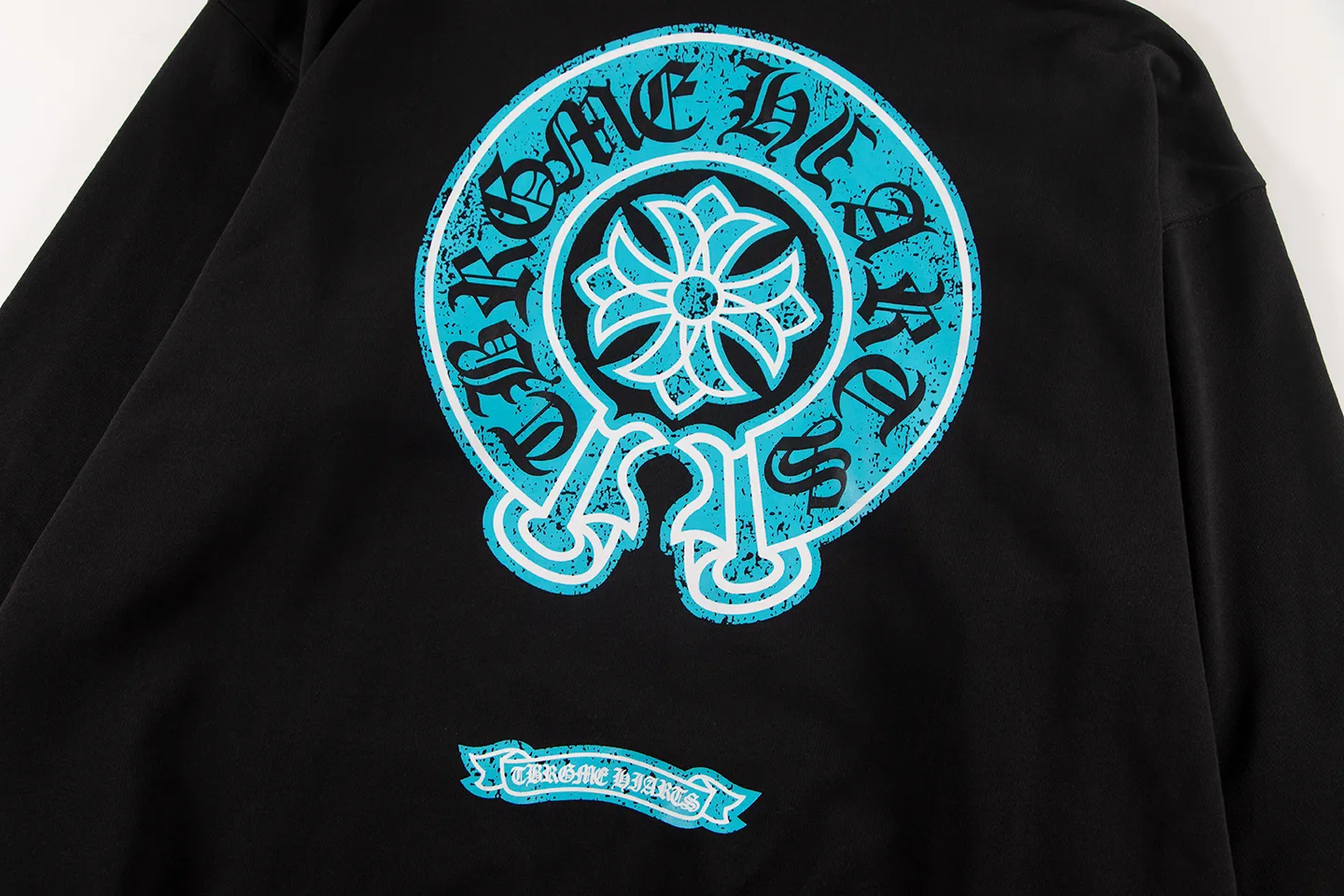 P270 Chrome Hearts Chrome Hearts Dopamine Color Horseshoe Steel Sweatshirt Size: S M L XL Color: Black, White